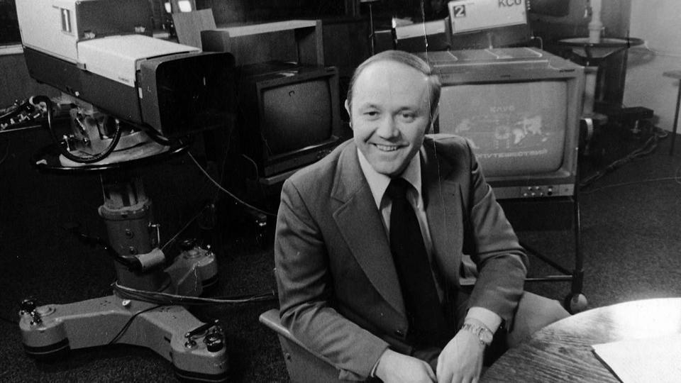 Юрий Александрович Сенкевич в телестудии